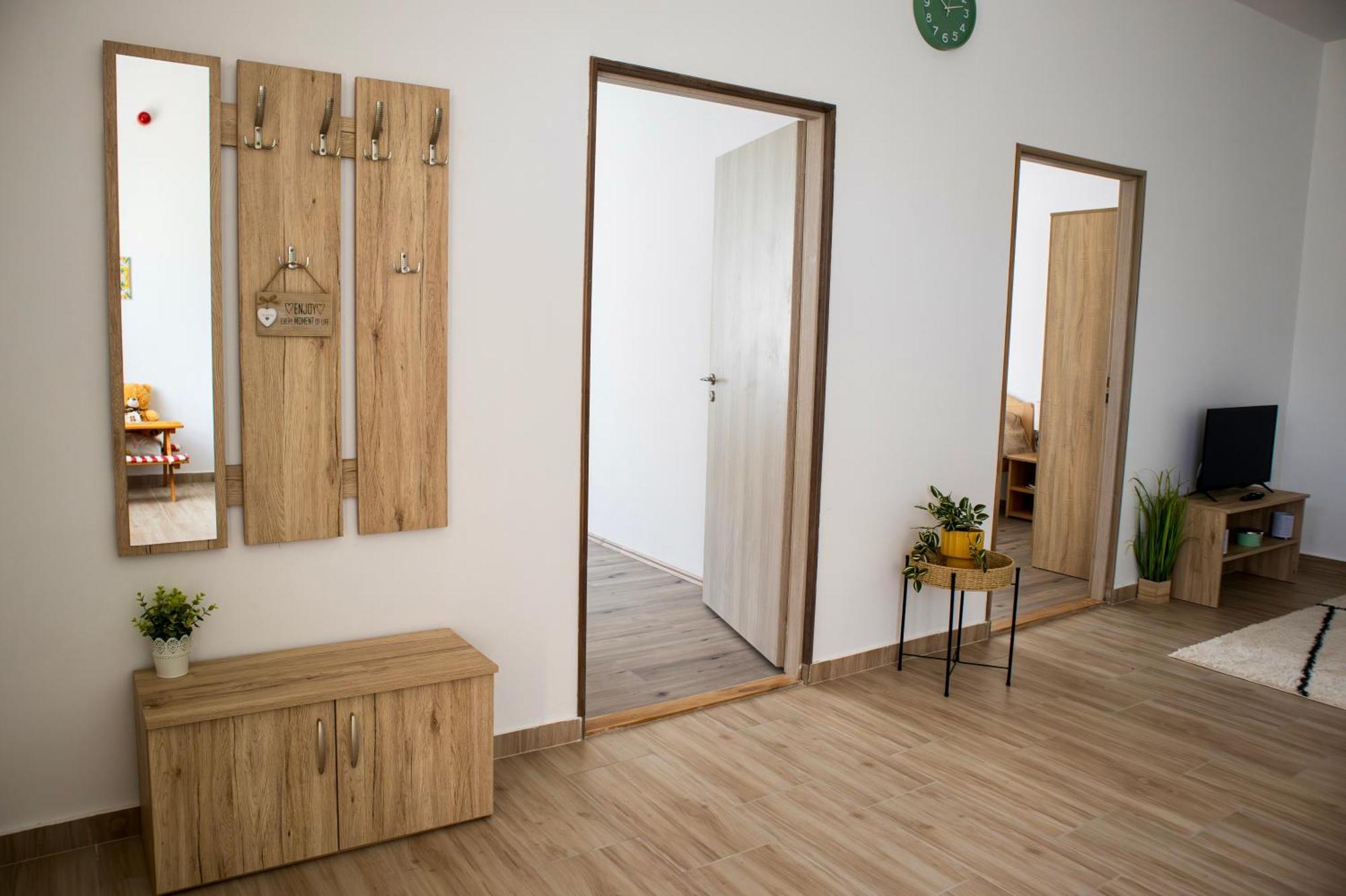 Izisz Apartman Matraterenye Exterior foto