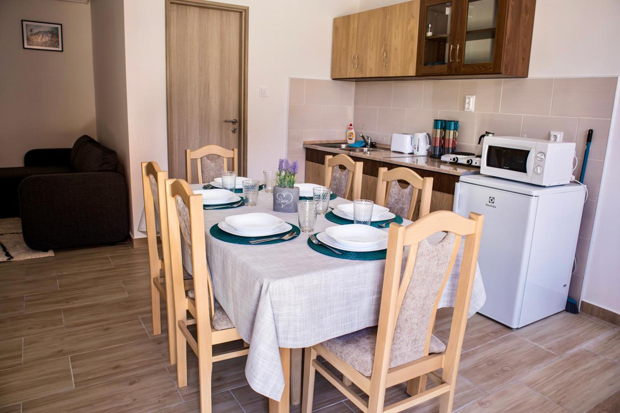 Izisz Apartman Matraterenye Exterior foto